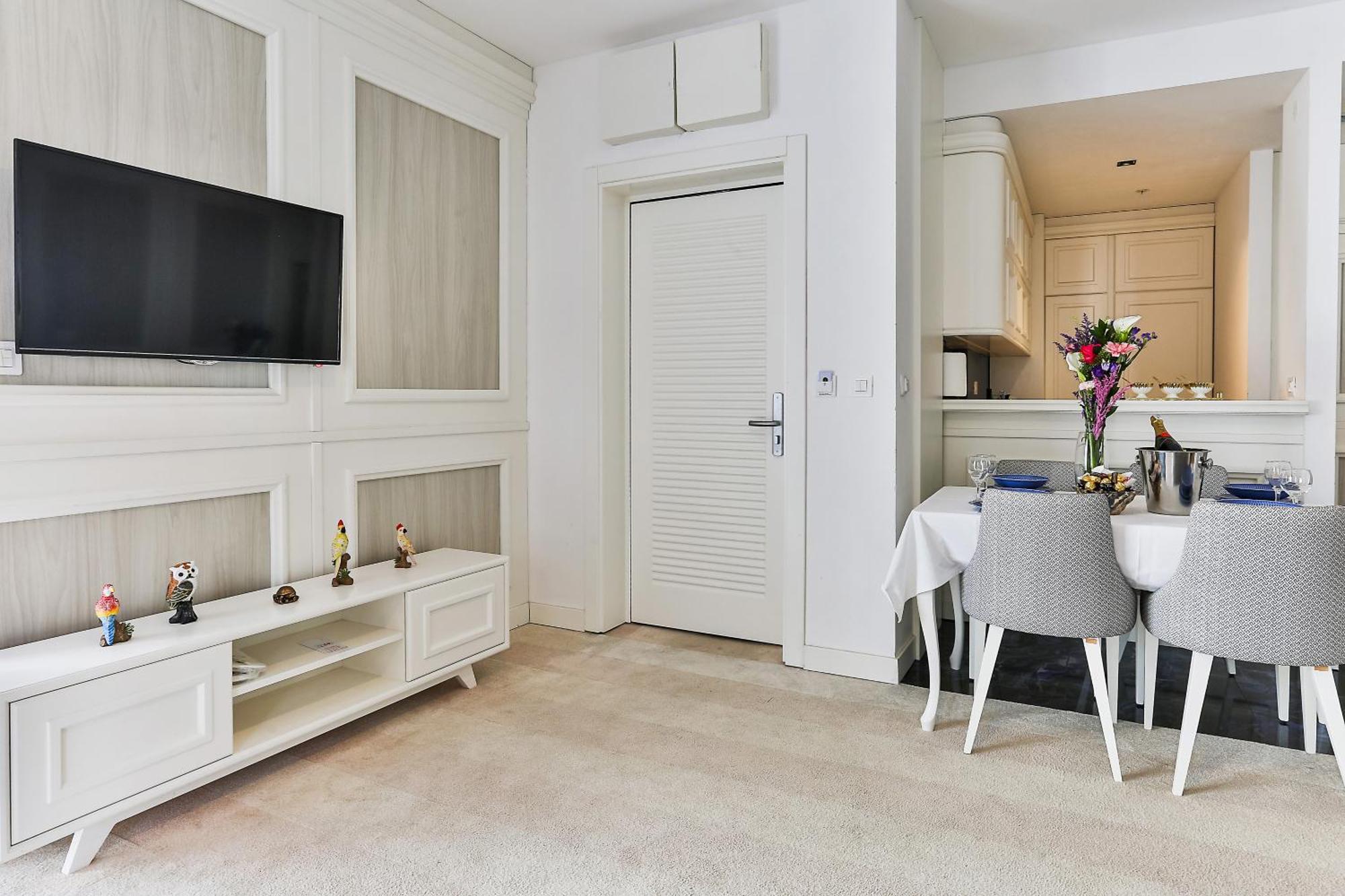 Maresia Boutique Suites ブドヴァ エクステリア 写真